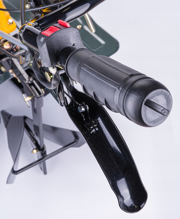 Glebogryzarka-SPALINOWA-Kultywator-7KM-90CM-Plug-Glebokosc-robocza-max-150-mm
